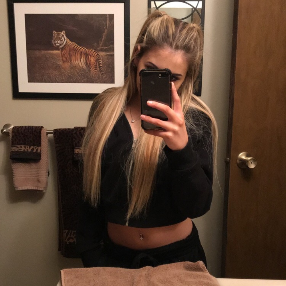 Meet your Posher, Jenn